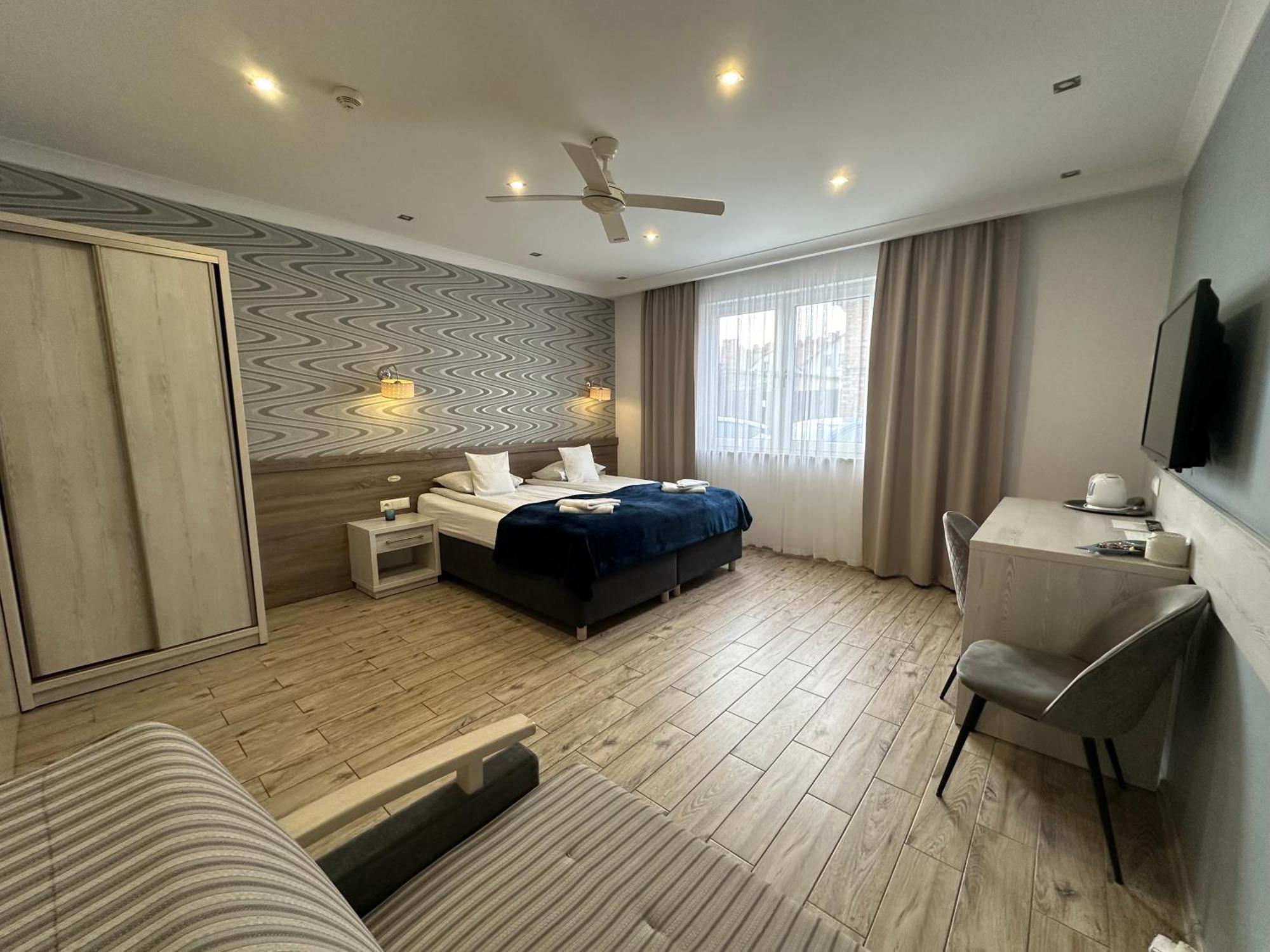 Maximus Hotel Ustka Ngoại thất bức ảnh